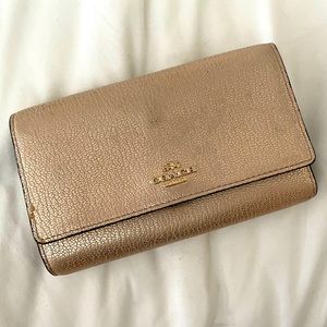 Coach gold trifold wallet snap closure brown interior leather good condition
